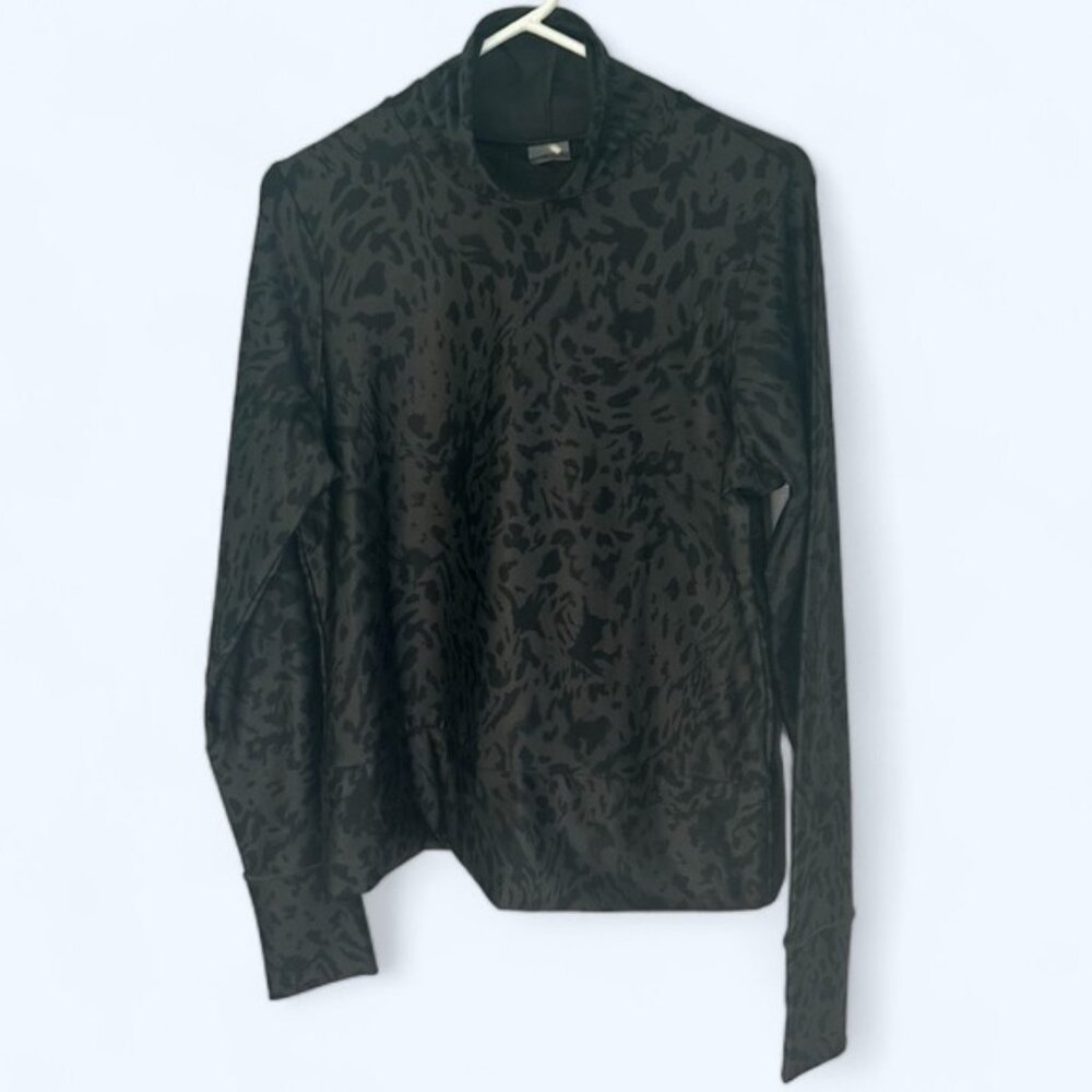 Calia NEW leopard print, long sleeve, athletic cut active top, size XL